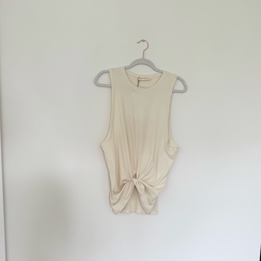 Amae Cream Sleeveless Top